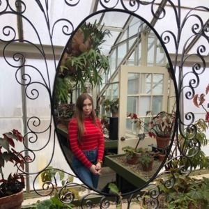 Meet your Posher, Megan